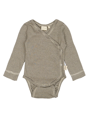 Petit Piao slå-om body med striber i Coffee Bean og Off White set forfra